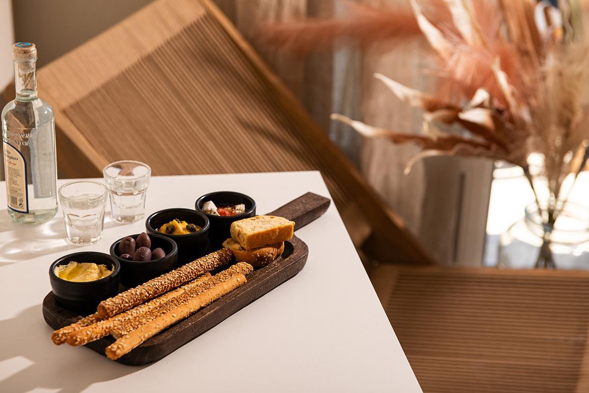 The Noverian Bios Santorini Boutique Hotel 费拉 外观 照片