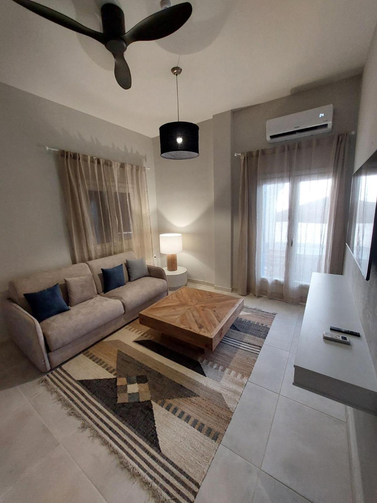 The Noverian Bios Santorini Boutique Hotel 费拉 客房 照片