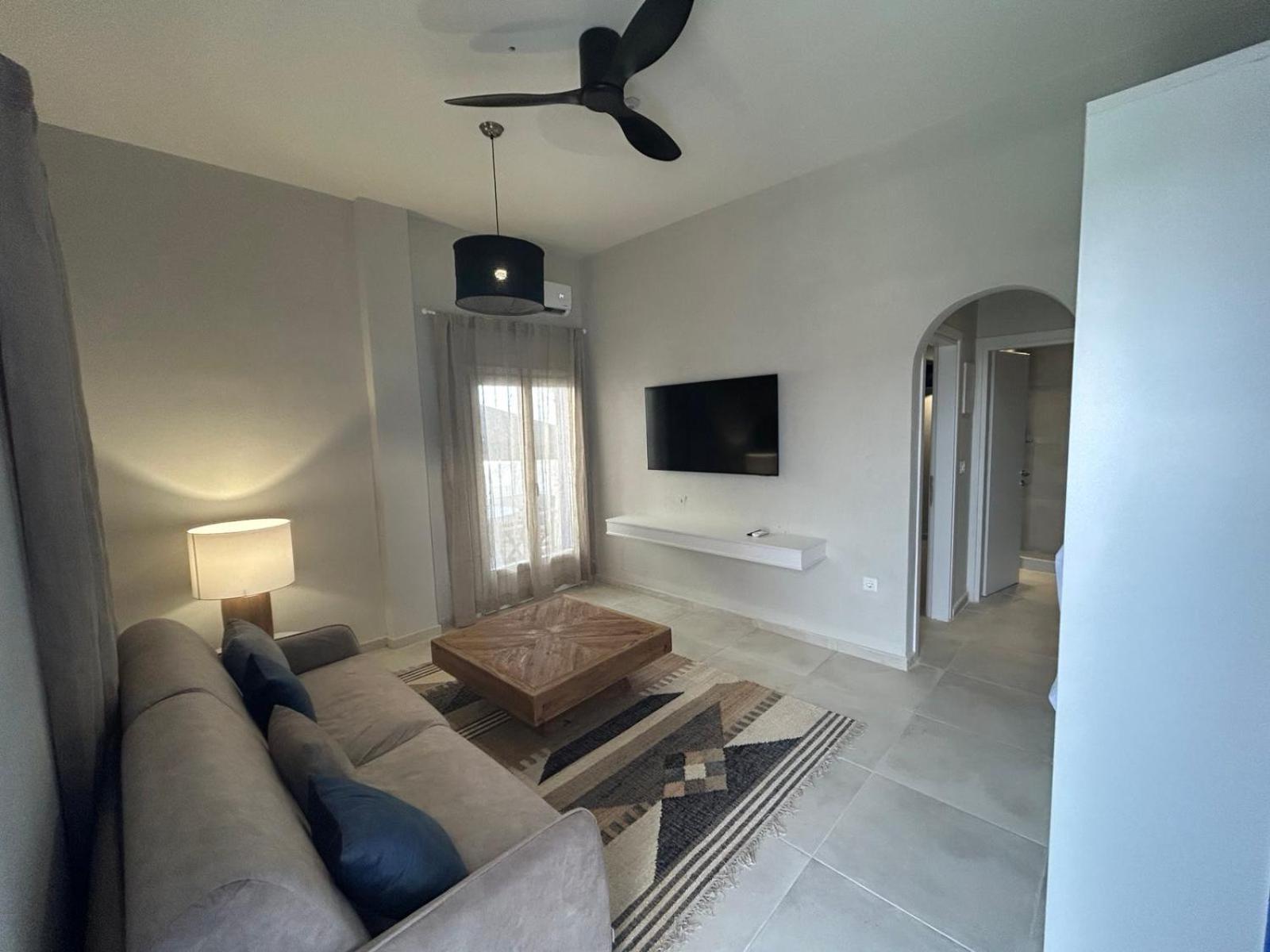 The Noverian Bios Santorini Boutique Hotel 费拉 客房 照片
