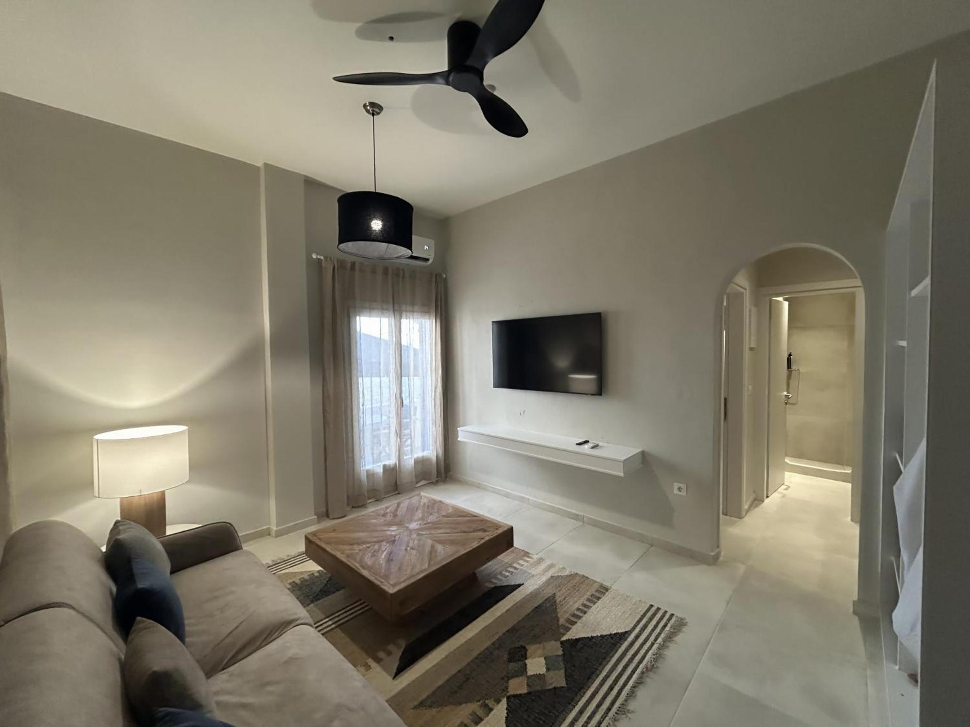 The Noverian Bios Santorini Boutique Hotel 费拉 客房 照片