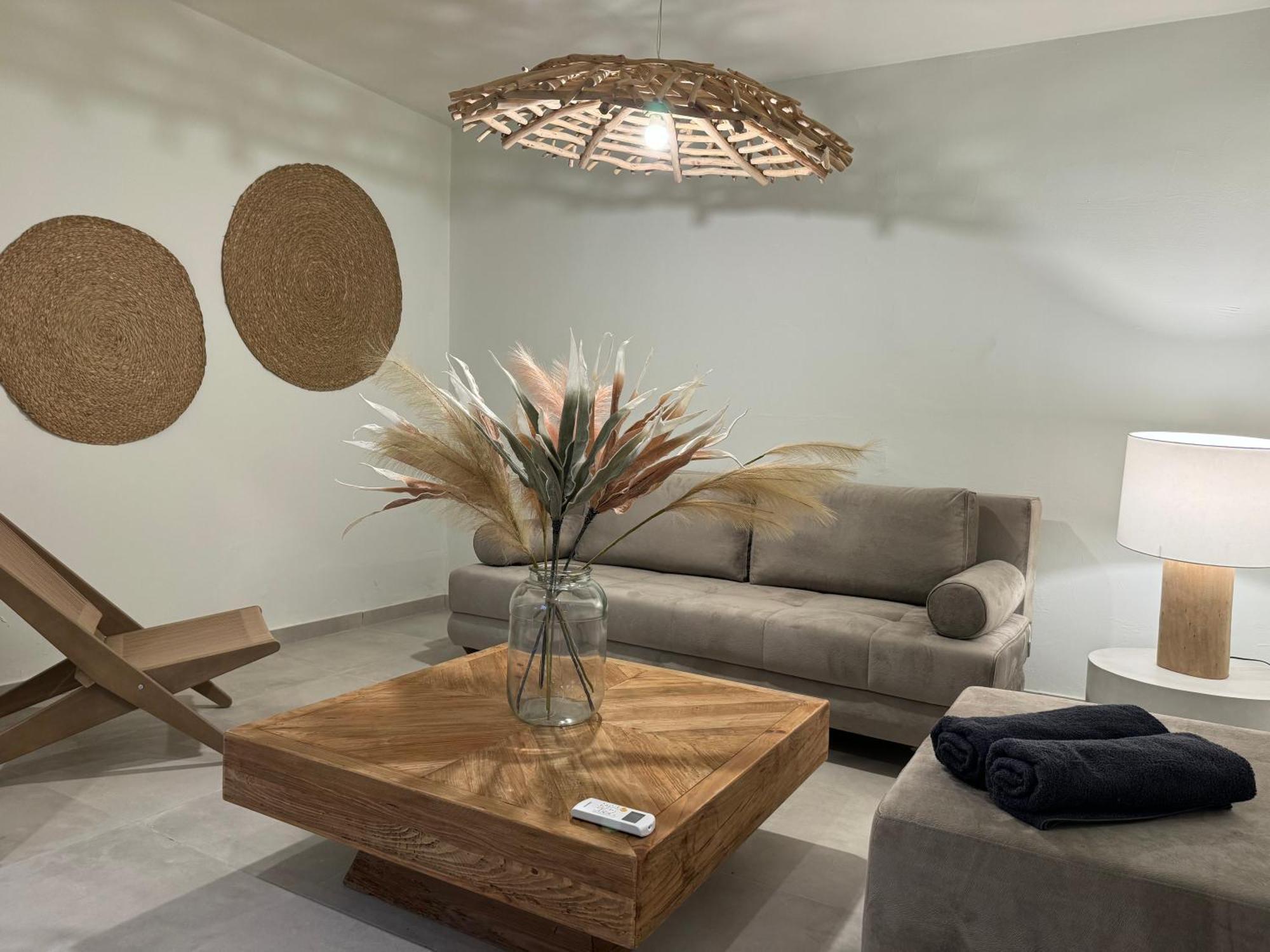 The Noverian Bios Santorini Boutique Hotel 费拉 客房 照片