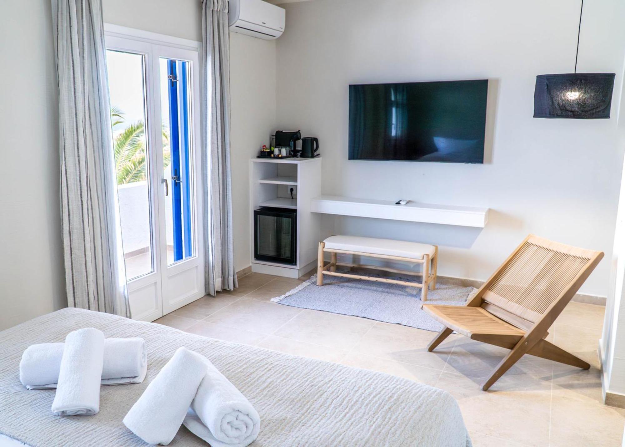 The Noverian Bios Santorini Boutique Hotel 费拉 客房 照片